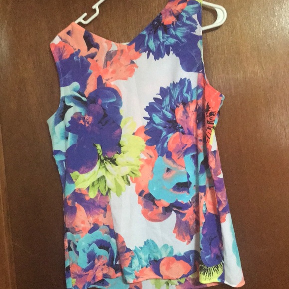 Worthington Sleeveless Top - Picture 4 of 4